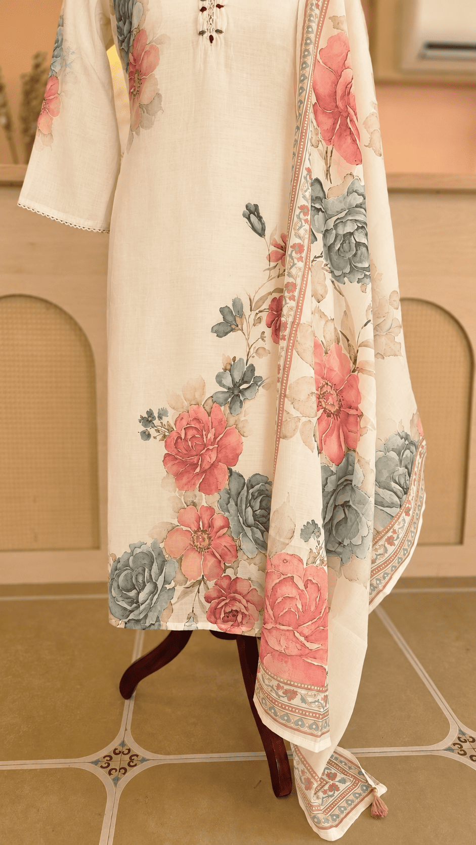 Elegance in Bloom Chanderi Salwar Set