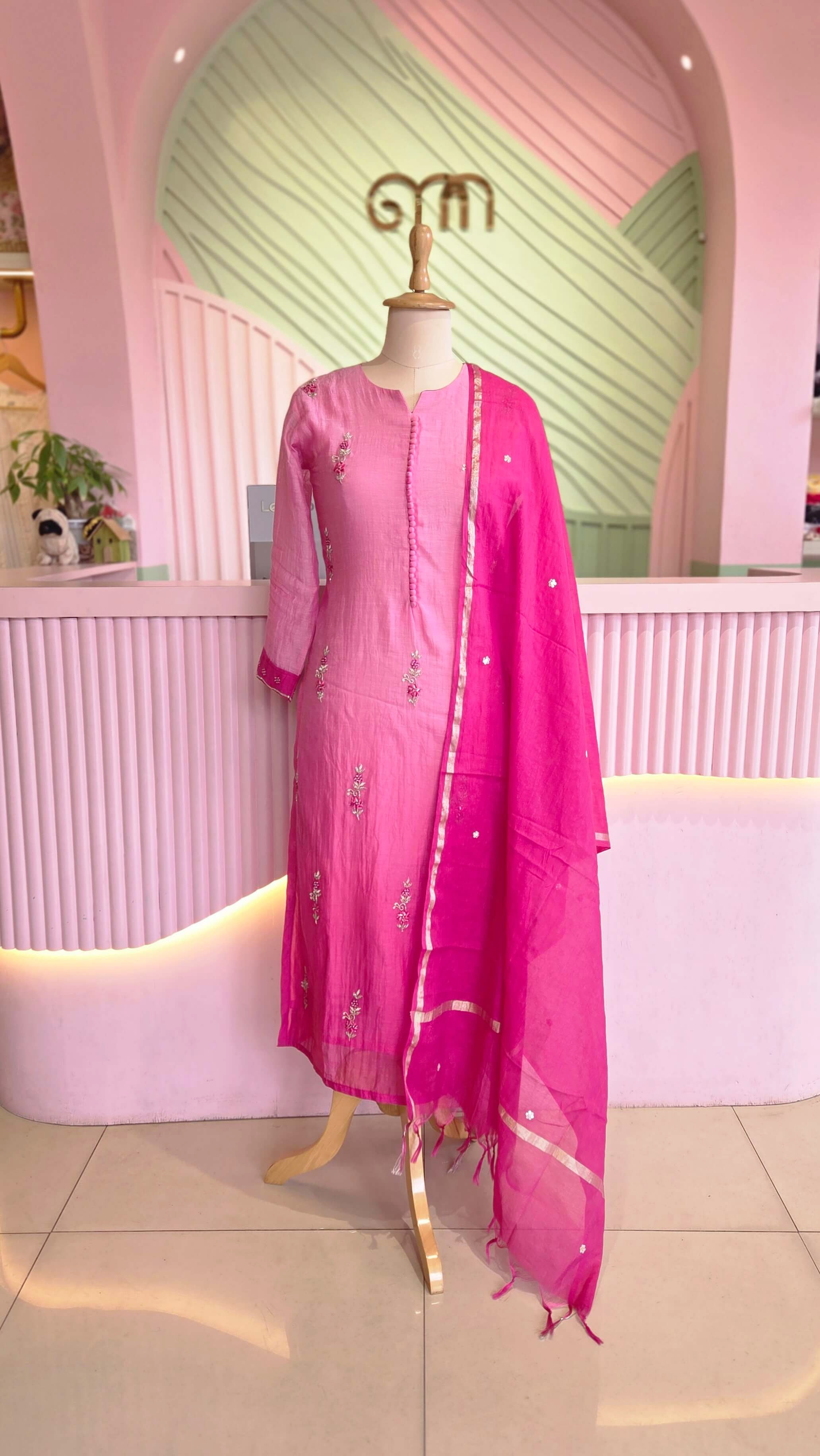 Elegant Dual-Shade Pink Chanderi Salwar Suit set