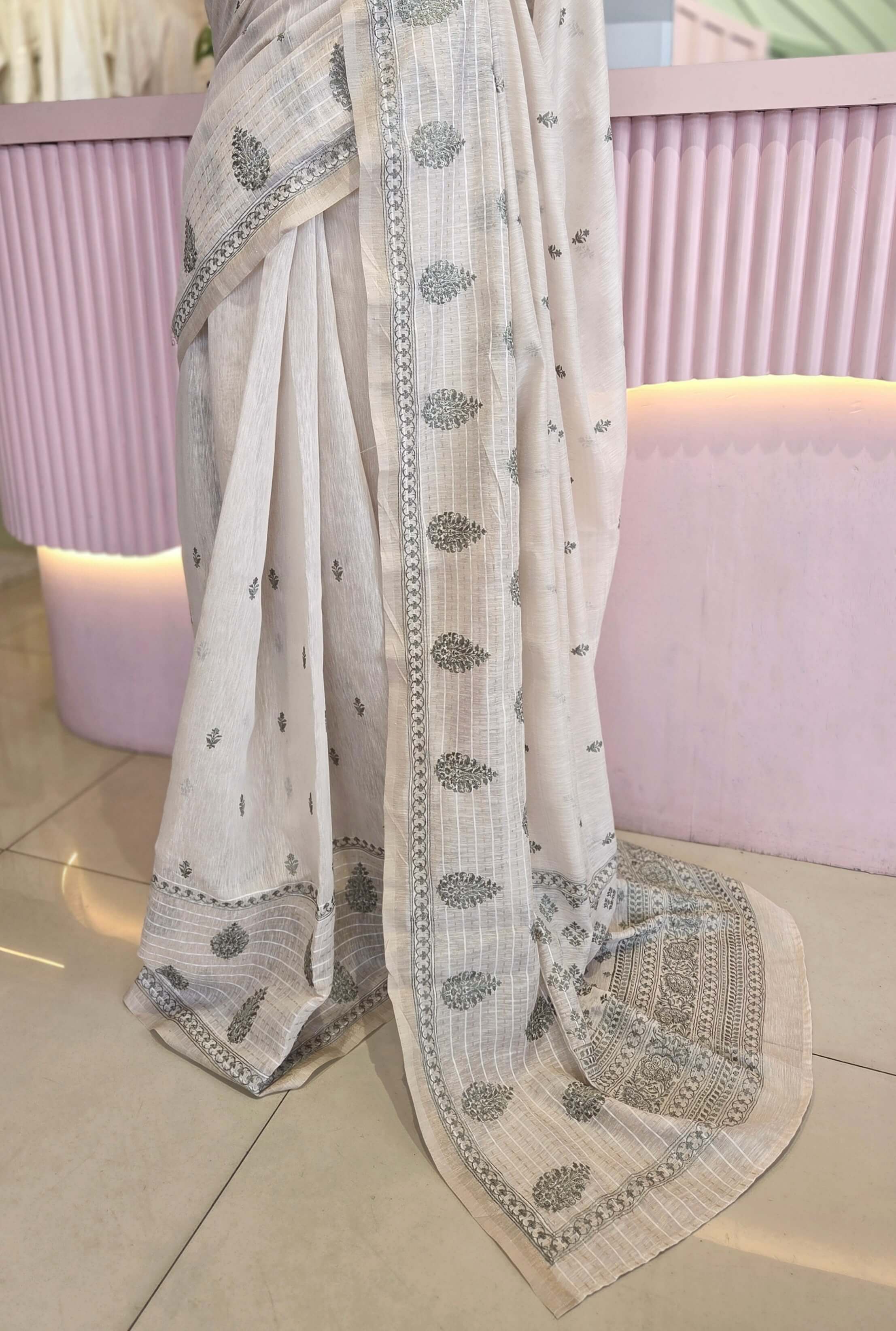 Elegant Tissue Linen Saree
